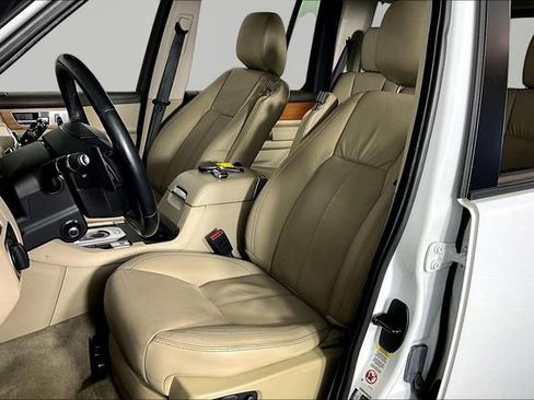 Used 2016 Land Rover LR4 HSE LUX image 19