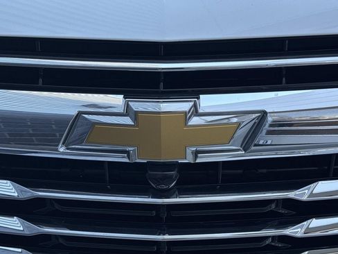 Used 2025 Chevrolet Tahoe LT AWD/4WD image 10
