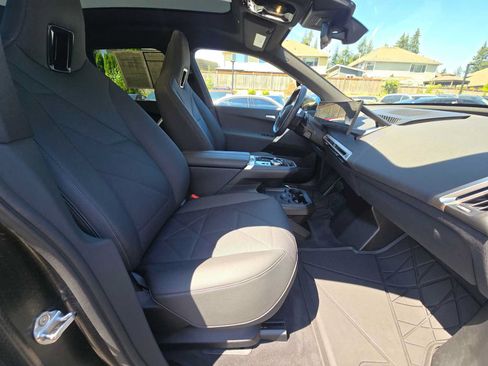 Used 2024 BMW iX xDrive50 w/ Premium Package AWD/4WD image 11