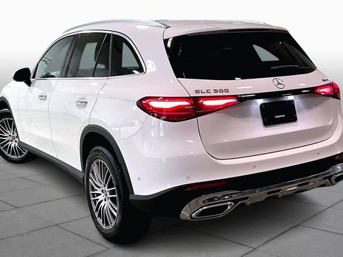 Used 2026 Mercedes-Benz GLC 300 4MATIC image 12