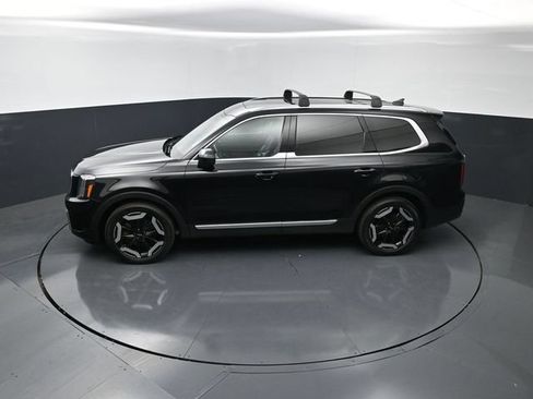 Used 2023 Kia Telluride EX AWD/4WD image 17