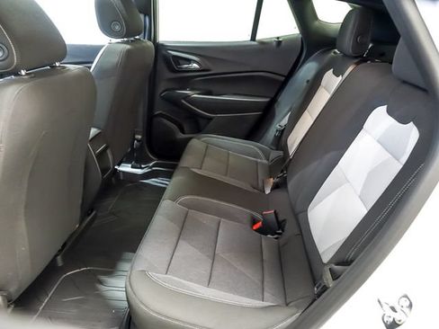 New 2026 Chevrolet Trax RS w/ Sunroof Package FWD image 11