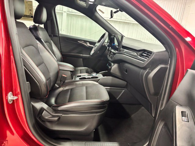 Used 2024 Ford Escape ST-Line w/ Tech Pack #1 FWD image 23