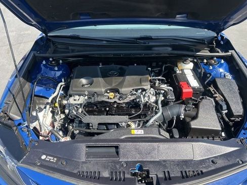 Used 2024 Toyota Camry SE image 11