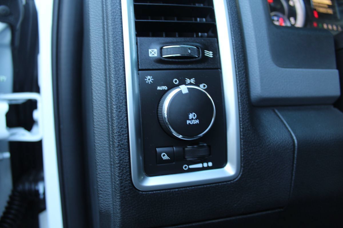 Used 2015 RAM 1500 Big Horn AWD/4WD image 26