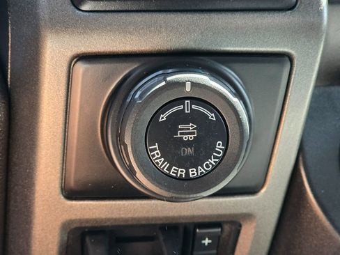 Used 2018 Ford F150 Raptor w/ Equipment Group 802A Luxury image 39