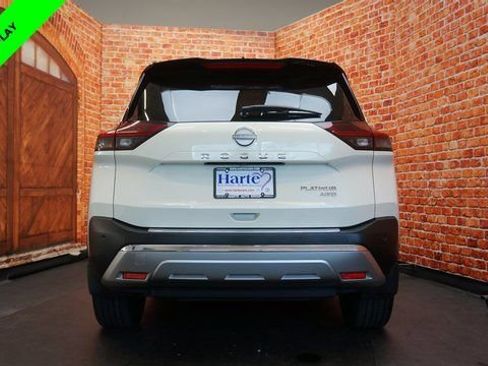 Certified 2022 Nissan Rogue Platinum w/ Head-Up Display Package image 6