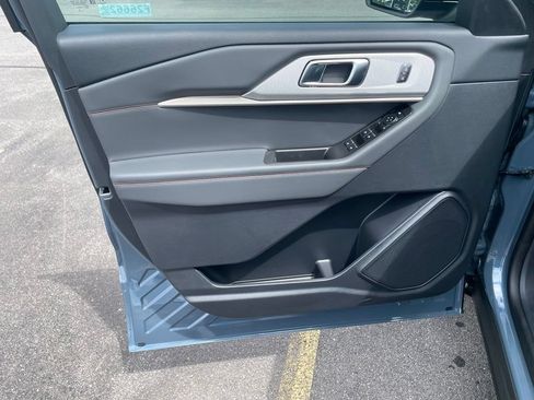 New 2026 Ford Explorer Active AWD/4WD image 12