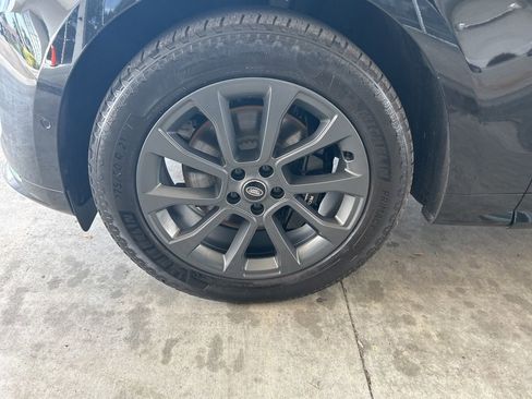 Used 2024 Land Rover Range Rover Sport Dynamic SE image 13