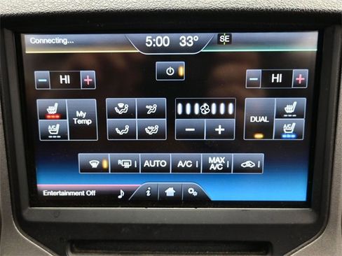 Used 2015 Ford F250 Lariat w/ Lariat Ultimate Package image 17