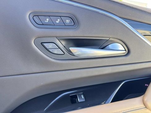 Used 2023 Cadillac Escalade Sport w/ LPO, ONYX Package image 10