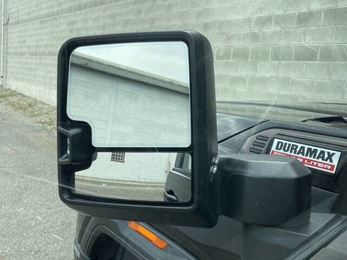 Used 2024 GMC Sierra 2500 AT4X image 6