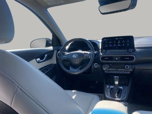 Used 2022 Hyundai Kona Limited image 18