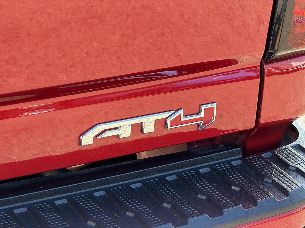 Used 2021 GMC Sierra 2500 AT4 AWD/4WD image 30