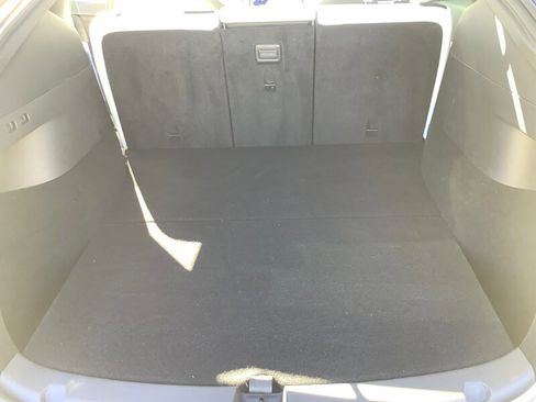 Used 2020 Tesla Model Y Long Range image 36