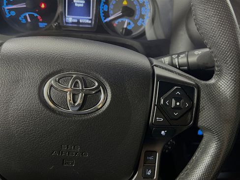 Used 2022 Toyota Tacoma TRD Sport w/ TRD Premium Sport Package image 20