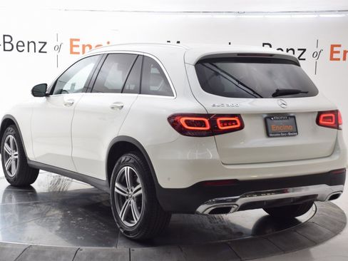 Used 2021 Mercedes-Benz GLC 300 image 4