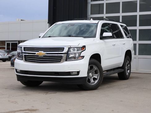 Used 2017 Chevrolet Tahoe LT image 3