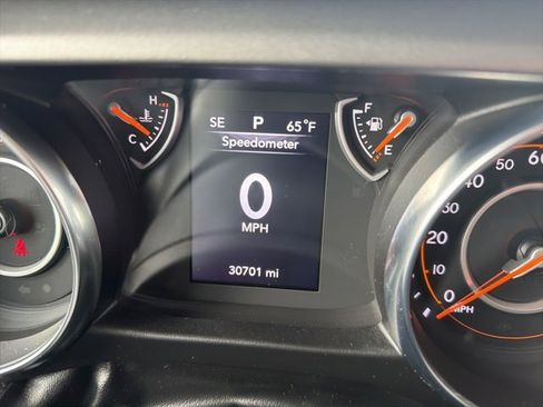 Used 2023 Jeep Wrangler Willys image 29