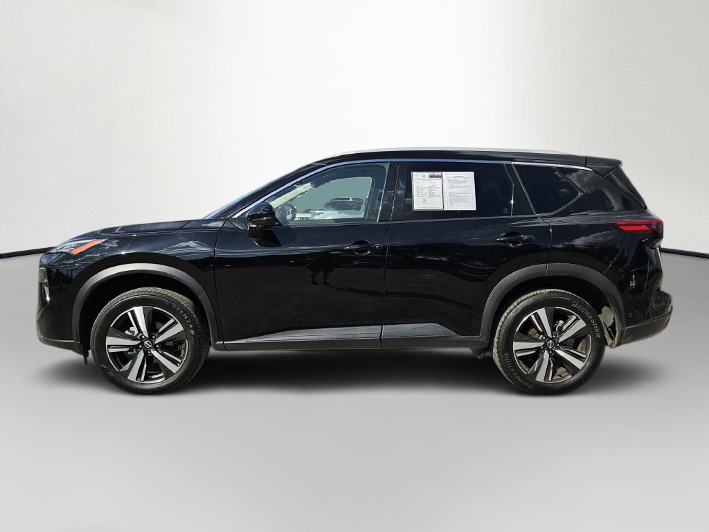 Used 2025 Nissan Rogue SL AWD/4WD image 4