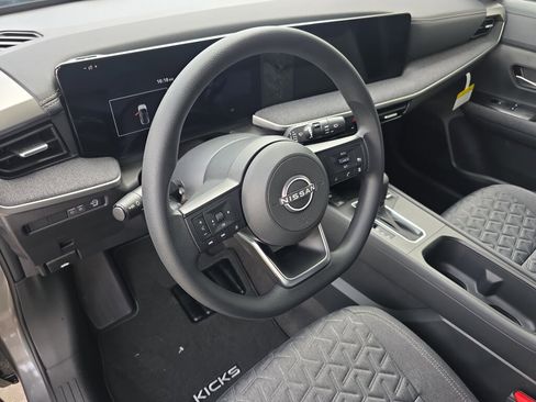 New 2026 Nissan Kicks SV w/ SV Premium Package image 6