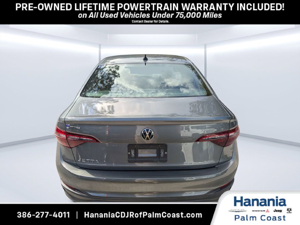 Used 2023 Volkswagen Jetta Sport FWD image 4