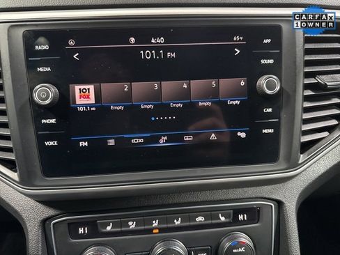 Used 2021 Volkswagen Atlas Cross Sport SE w/ Panoramic Sunroof Package image 18