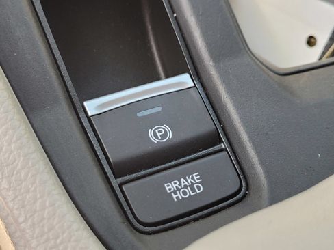 Used 2024 Honda Accord EX image 21