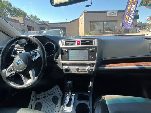 Used 2016 Subaru Outback 2.5i Limited AWD/4WD image 17