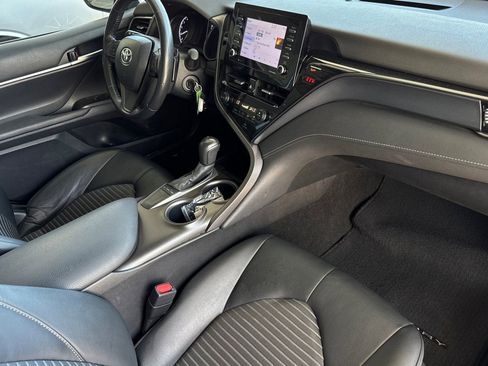 Used 2024 Toyota Camry SE FWD image 18