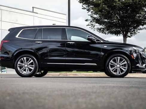 Used 2023 Cadillac XT6 Premium Luxury AWD/4WD image 13