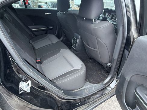 Used 2022 Dodge Charger SXT w/ Driver Convenience Group RWD image 21