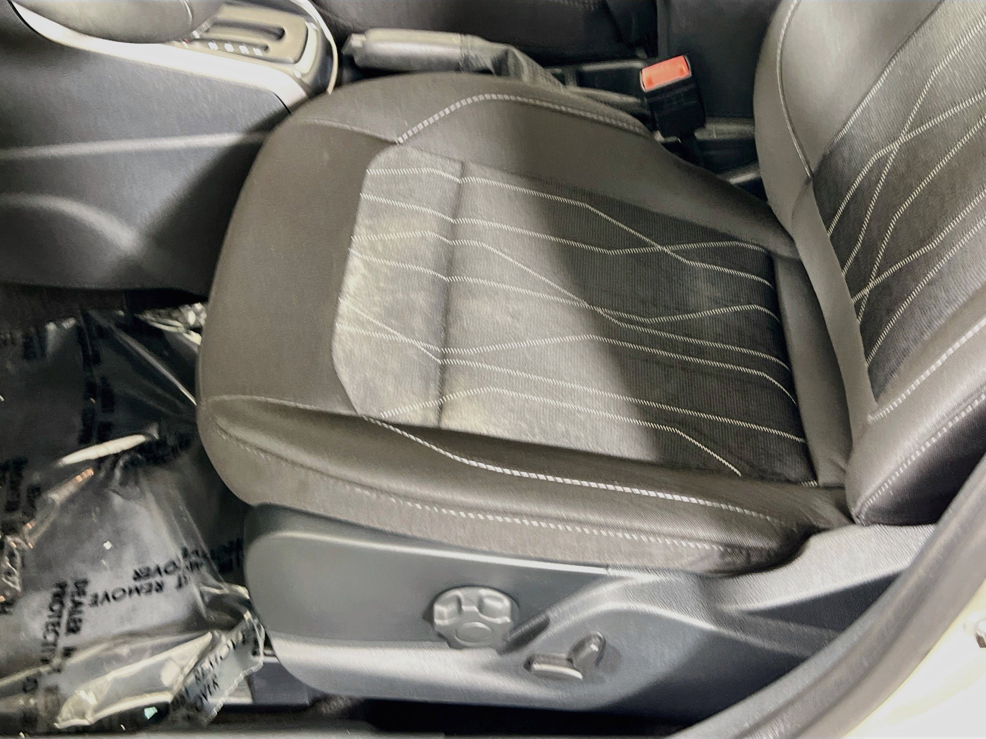 Used 2018 Ford EcoSport SE FWD image 18