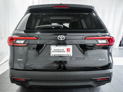 Used 2026 Toyota Grand Highlander XLE image 5