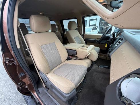 Used 2012 Ford F350 XLT w/ Snow Plow Prep Pkg AWD/4WD image 32
