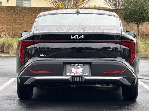 New 2025 Kia K4 LX image 6