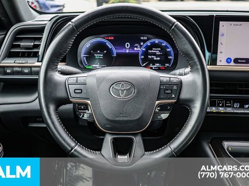 Used 2024 Toyota Crown XLE image 31