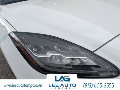 Used 2018 Jaguar E-PACE S image 9