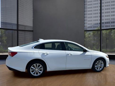 Used 2024 Chevrolet Malibu LT FWD image 17