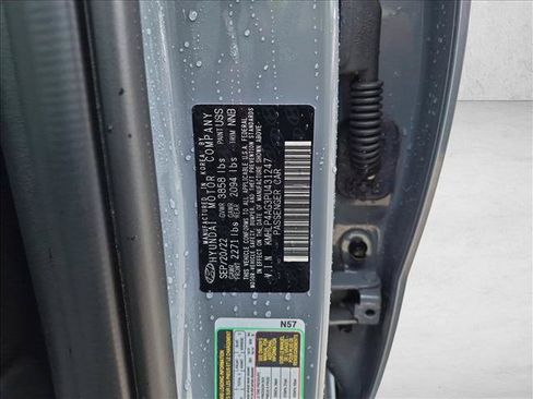 Used 2023 Hyundai Elantra Limited w/ Cargo Package FWD image 10