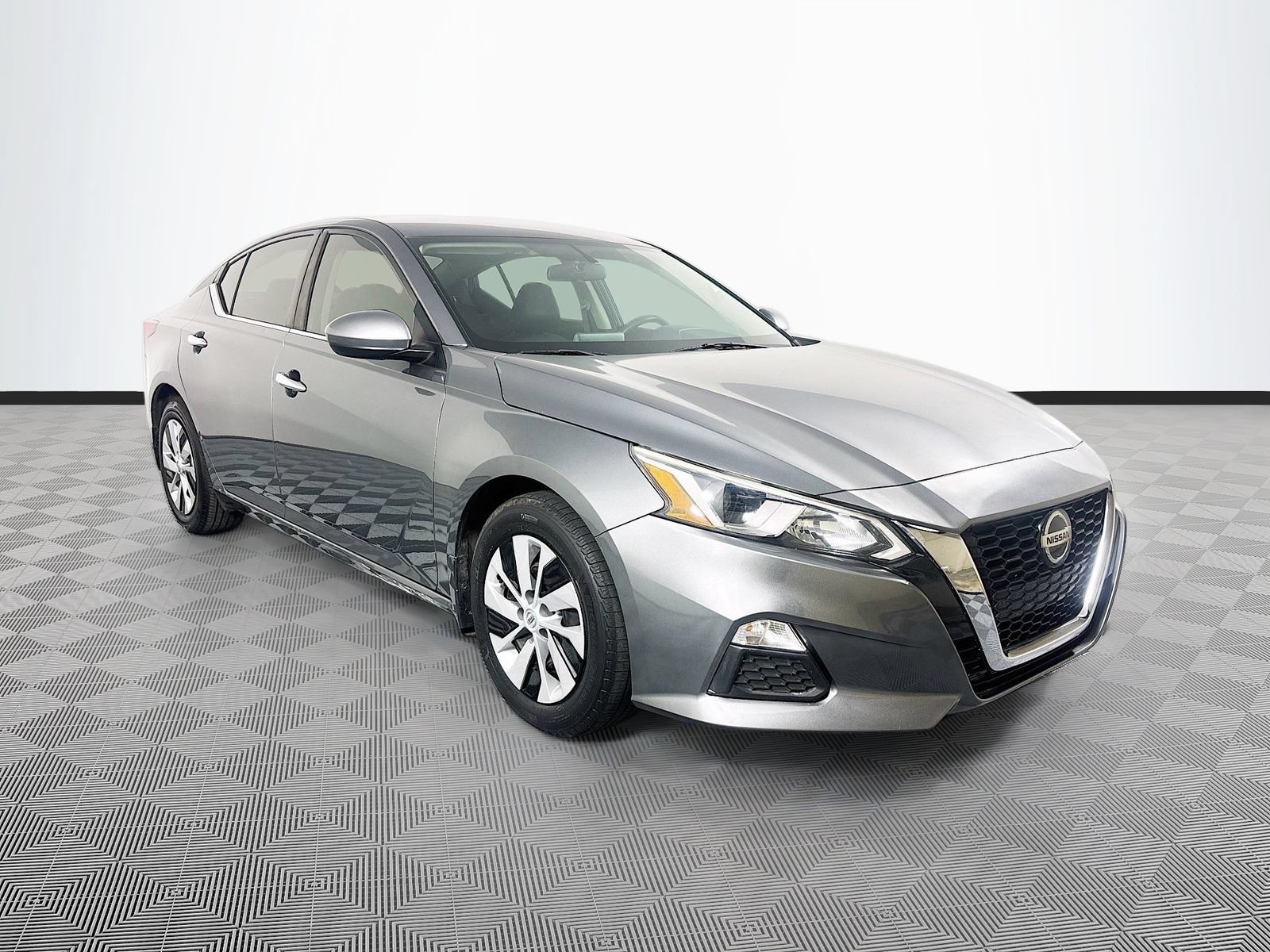 Used 2019 Nissan Altima 2.5 S FWD image 1