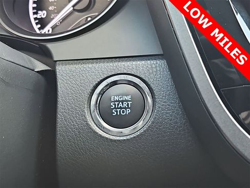 Used 2023 Toyota Camry SE image 24