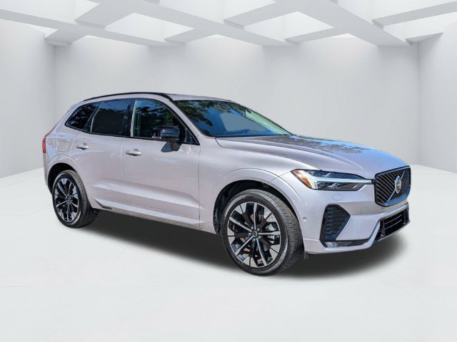 Certified 2026 Volvo XC60 B5 Plus AWD/4WD image 2