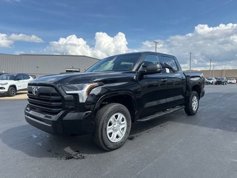 New 2026 Toyota Tundra SR image 3