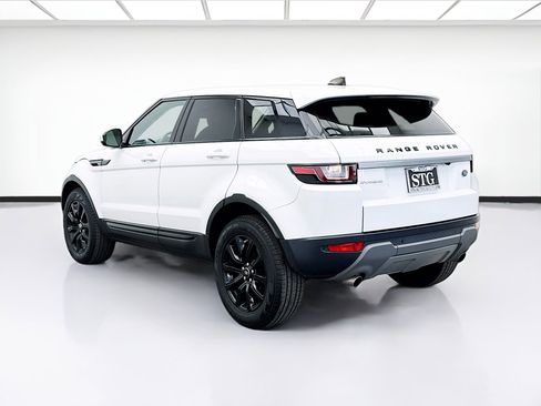 Used 2018 Land Rover Range Rover Evoque image 6