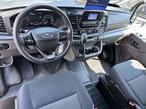 Certified 2025 Ford Transit 250 Low Roof w/ Exterior Upgrade Package RWD image 15