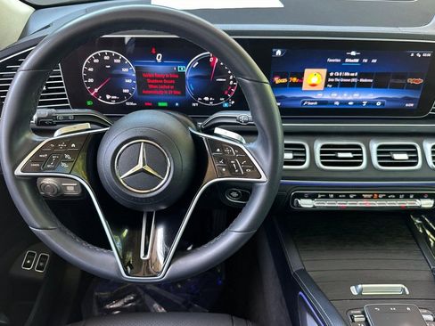 Certified 2024 Mercedes-Benz GLE 450e 4MATIC image 28