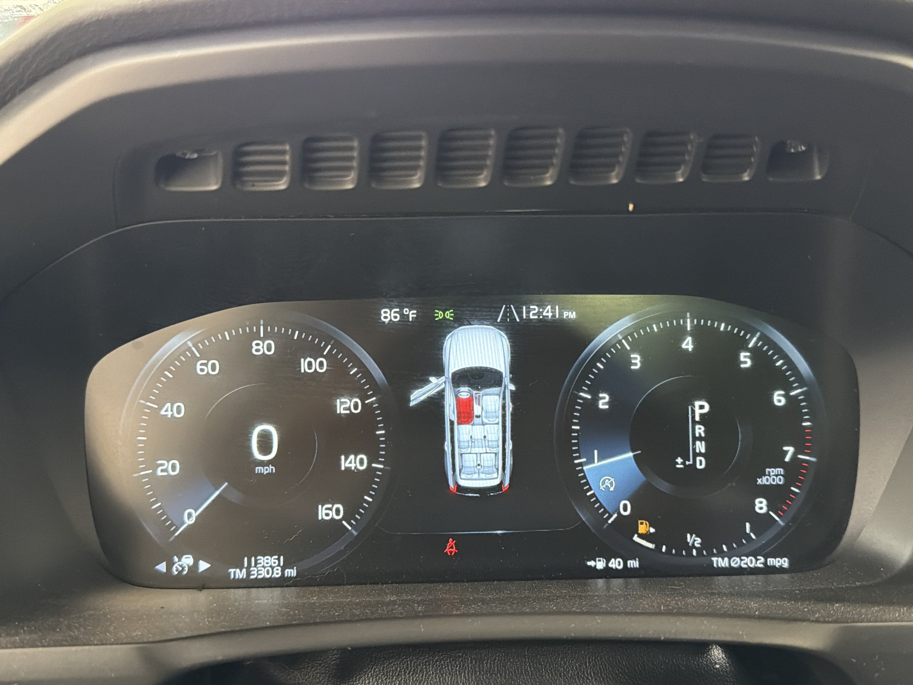 Used 2018 Volvo XC90 T5 Momentum w/ Convenience Package AWD/4WD image 17