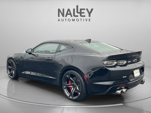 Used 2019 Chevrolet Camaro SS image 3