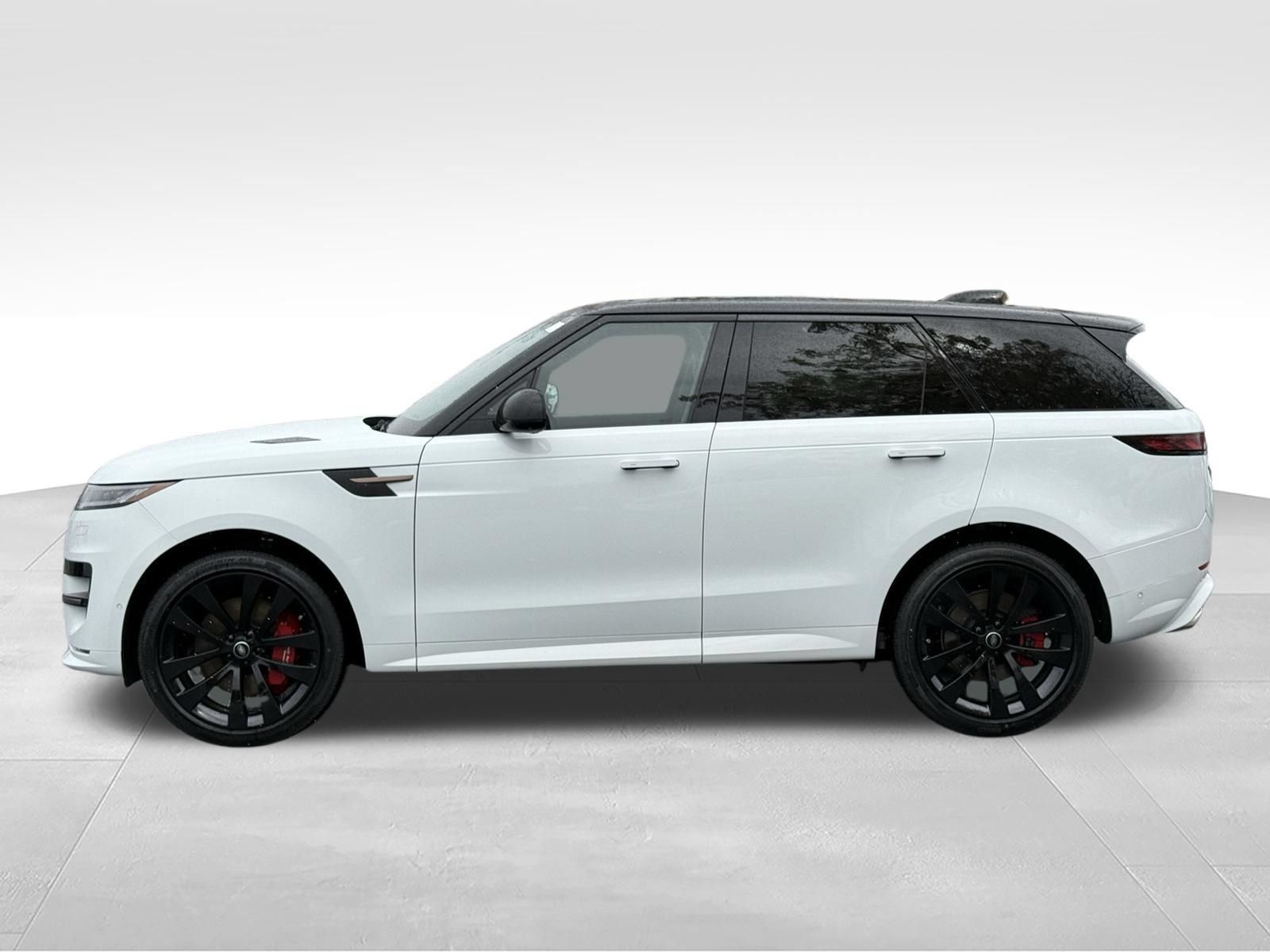 New 2025 Land Rover Range Rover Sport Dynamic SE AWD/4WD image 3
